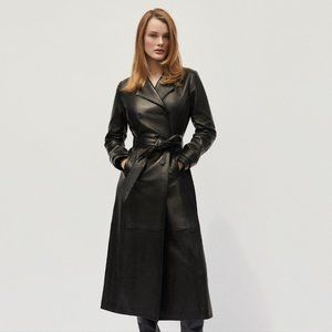 $2495 Frame Leather Trench in Noir Sz. S